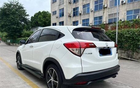 Honda Vezel, 2020 год, 1 890 000 рублей, 5 фотография