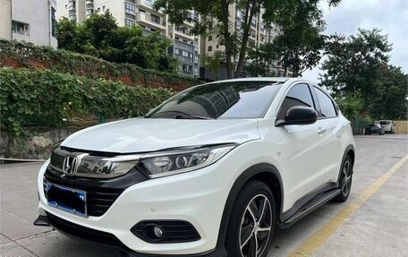 Honda Vezel, 2020 год, 1 890 000 рублей, 4 фотография