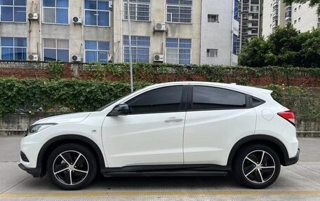 Honda Vezel, 2020 год, 1 890 000 рублей, 3 фотография