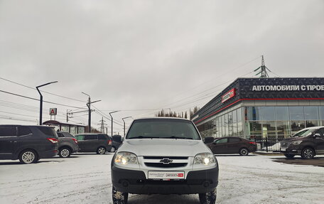 Chevrolet Niva I рестайлинг, 2018 год, 899 000 рублей, 5 фотография