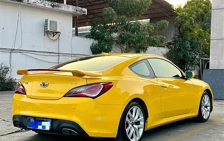 Hyundai Genesis Coupe I рестайлинг, 2012 год, 2 240 000 рублей, 3 фотография