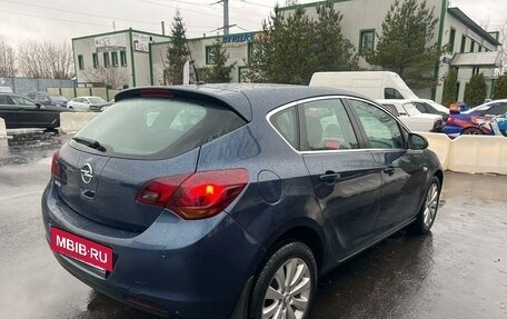 Opel Astra J, 2011 год, 2 фотография