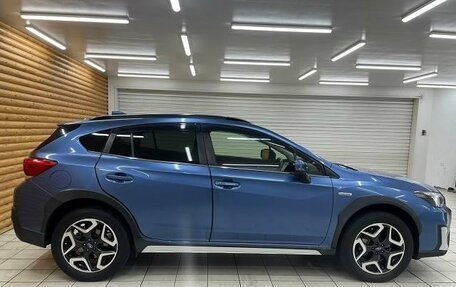 Subaru XV II, 2019 год, 1 630 000 рублей, 2 фотография