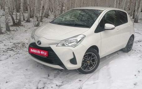 Toyota Vitz, 2019 год, 1 350 000 рублей, 4 фотография