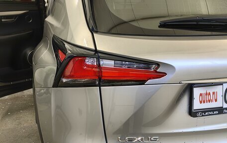 Lexus NX I, 2017 год, 4 000 000 рублей, 16 фотография