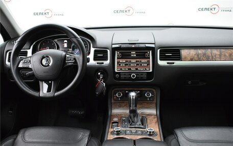 Volkswagen Touareg III, 2012 год, 2 249 000 рублей, 6 фотография