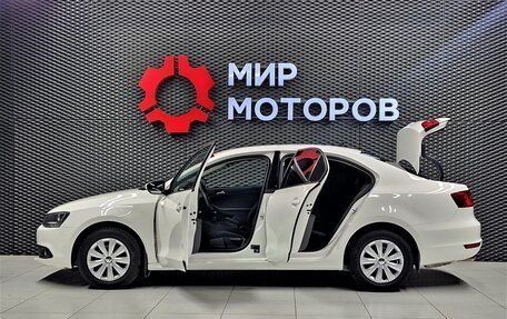 Volkswagen Jetta VI, 2013 год, 1 070 000 рублей, 12 фотография