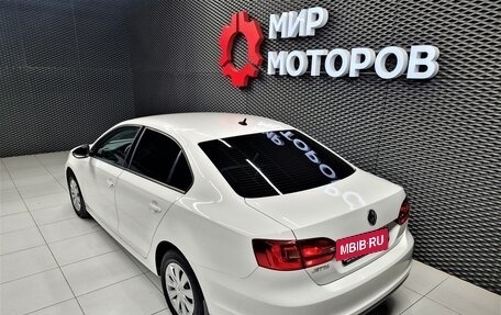 Volkswagen Jetta VI, 2013 год, 1 070 000 рублей, 10 фотография