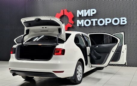 Volkswagen Jetta VI, 2013 год, 1 070 000 рублей, 19 фотография