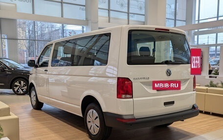 Volkswagen Caravelle T6 рестайлинг, 2024 год, 10 500 000 рублей, 6 фотография