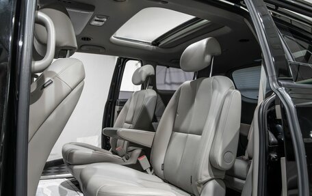 KIA Carnival III, 2018 год, 3 299 000 рублей, 10 фотография