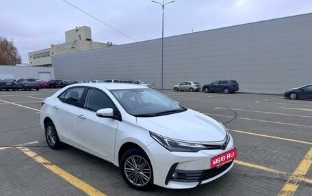 Toyota Corolla, 2018 год, 2 200 000 рублей, 2 фотография