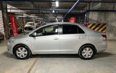 Toyota Belta, 2005 год, 690 000 рублей, 3 фотография