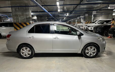 Toyota Belta, 2005 год, 690 000 рублей, 7 фотография