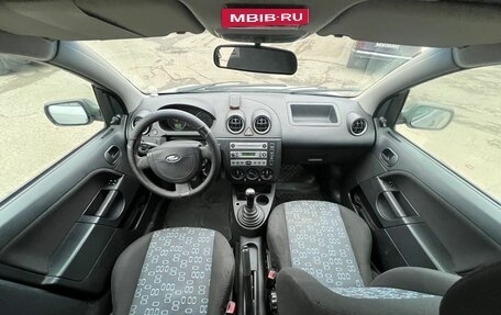 Ford Fiesta, 2005 год, 365 000 рублей, 10 фотография