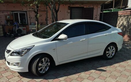 Hyundai Solaris II рестайлинг, 2014 год, 999 000 рублей, 2 фотография