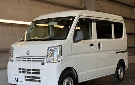 Nissan NV100 Clipper III, 2017 год, 450 000 рублей, 3 фотография