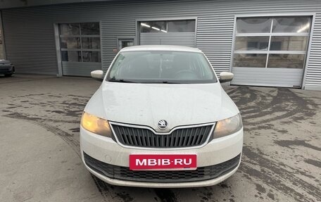 Skoda Rapid I, 2017 год, 1 346 000 рублей, 2 фотография