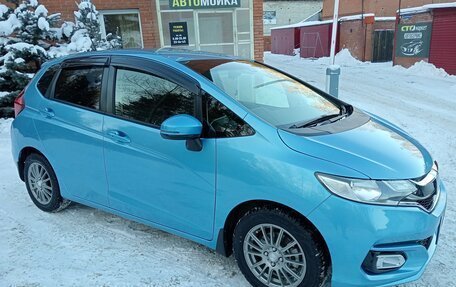 Honda Fit III, 2018 год, 1 500 000 рублей, 11 фотография