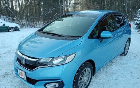 Honda Fit III, 2018 год, 1 500 000 рублей, 17 фотография