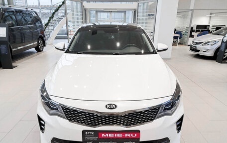 KIA K5 II, 2017 год, 2 068 000 рублей, 2 фотография