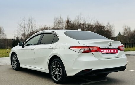 Toyota Camry, 2022 год, 2 790 000 рублей, 3 фотография