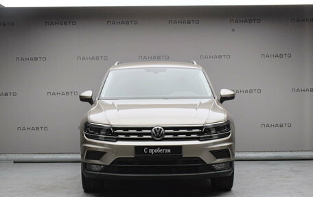 Volkswagen Tiguan II, 2018 год, 2 976 000 рублей, 2 фотография