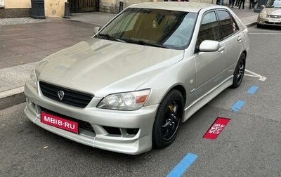 Lexus IS II рестайлинг 2, 2001 год, 800 000 рублей, 1 фотография