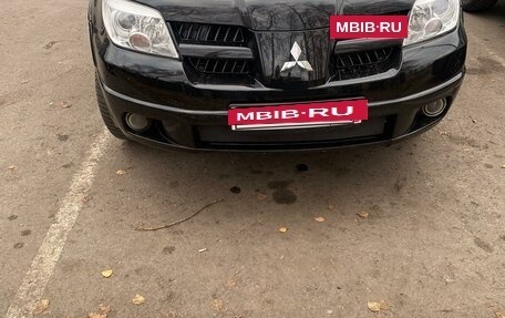 Mitsubishi Outlander III рестайлинг 3, 2005 год, 799 000 рублей, 2 фотография