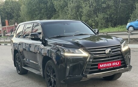 Lexus LX III, 2019 год, 10 200 000 рублей, 3 фотография