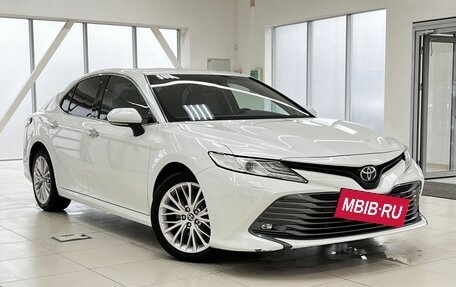 Toyota Camry, 2020 год, 2 985 000 рублей, 4 фотография