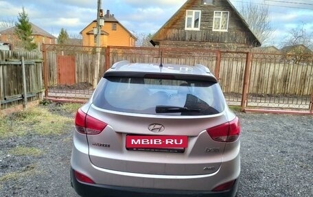 Hyundai ix35 I рестайлинг, 2011 год, 1 590 000 рублей, 2 фотография