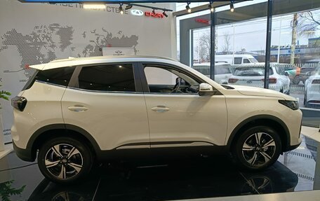 Chery Tiggo 4 I рестайлинг, 2024 год, 2 330 000 рублей, 3 фотография