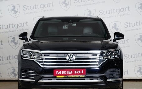 Volkswagen Touareg III, 2019 год, 6 650 000 рублей, 3 фотография