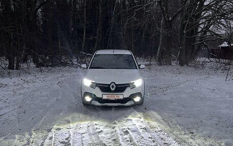 Renault Logan II, 2019 год, 875 000 рублей, 2 фотография