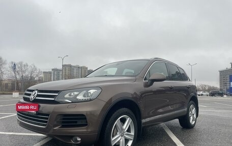 Volkswagen Touareg III, 2013 год, 3 200 000 рублей, 2 фотография