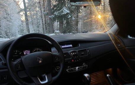 Renault Laguna III рестайлинг, 2009 год, 700 000 рублей, 18 фотография