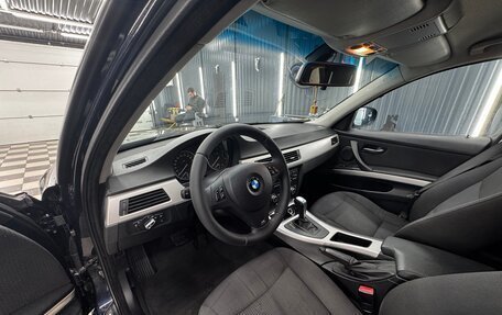 BMW 3 серия, 2010 год, 1 100 000 рублей, 17 фотография