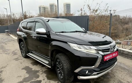 Mitsubishi Pajero Sport III рестайлинг, 2020 год, 3 425 000 рублей, 2 фотография