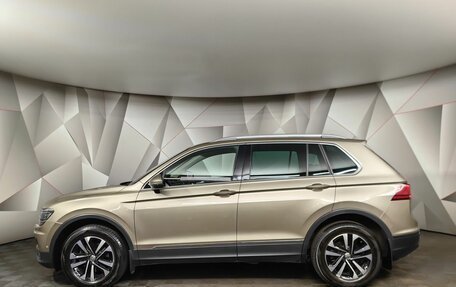 Volkswagen Tiguan II, 2019 год, 2 773 000 рублей, 5 фотография