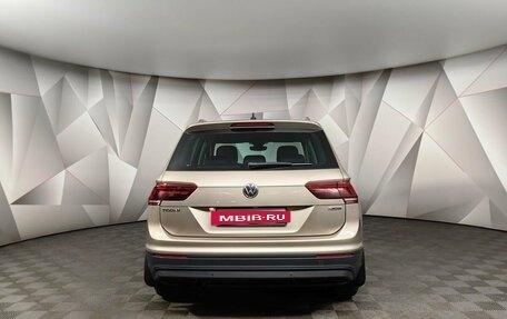 Volkswagen Tiguan II, 2019 год, 2 773 000 рублей, 8 фотография