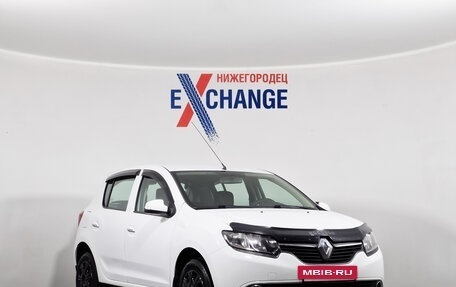 Renault Sandero I, 2013 год, 663 000 рублей, 2 фотография