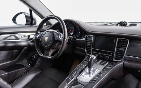 Porsche Panamera II рестайлинг, 2012 год, 3 600 000 рублей, 9 фотография