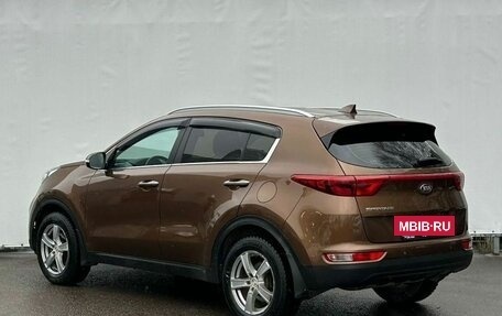 KIA Sportage IV рестайлинг, 2017 год, 1 980 000 рублей, 7 фотография