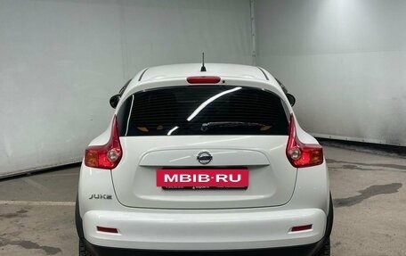 Nissan Juke II, 2011 год, 960 000 рублей, 6 фотография