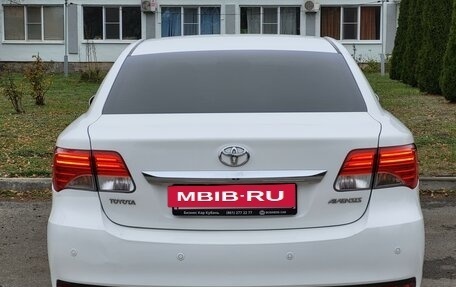 Toyota Avensis III рестайлинг, 2012 год, 1 700 000 рублей, 11 фотография