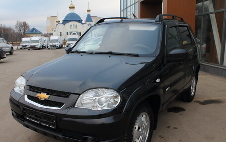 Chevrolet Niva I рестайлинг, 2012 год, 510 000 рублей, 3 фотография