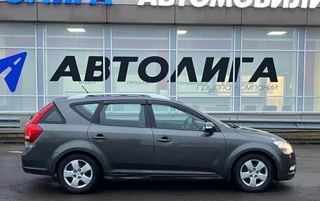 KIA cee'd I рестайлинг, 2011 год, 854 000 рублей, 3 фотография