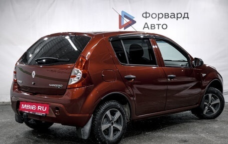 Renault Sandero I, 2013 год, 600 000 рублей, 13 фотография