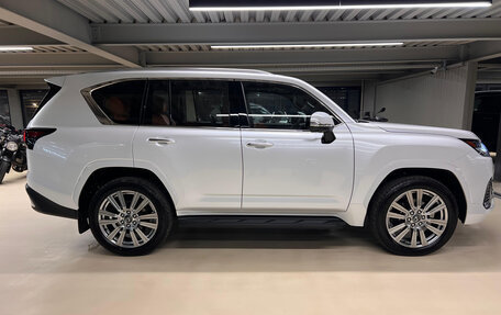 Lexus LX, 2024 год, 24 500 000 рублей, 4 фотография